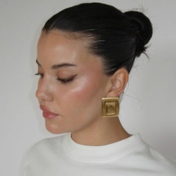 18K Gold Rectangular Earrings*Statement Earrings*Old Money Earrings - Picture 1 of 11